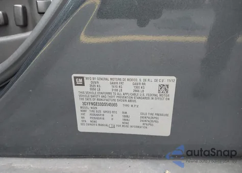 2013 Cadillac Srx Luxury Collection z USA, uszkodzony, nr VIN 3GYFNGE33DS545965